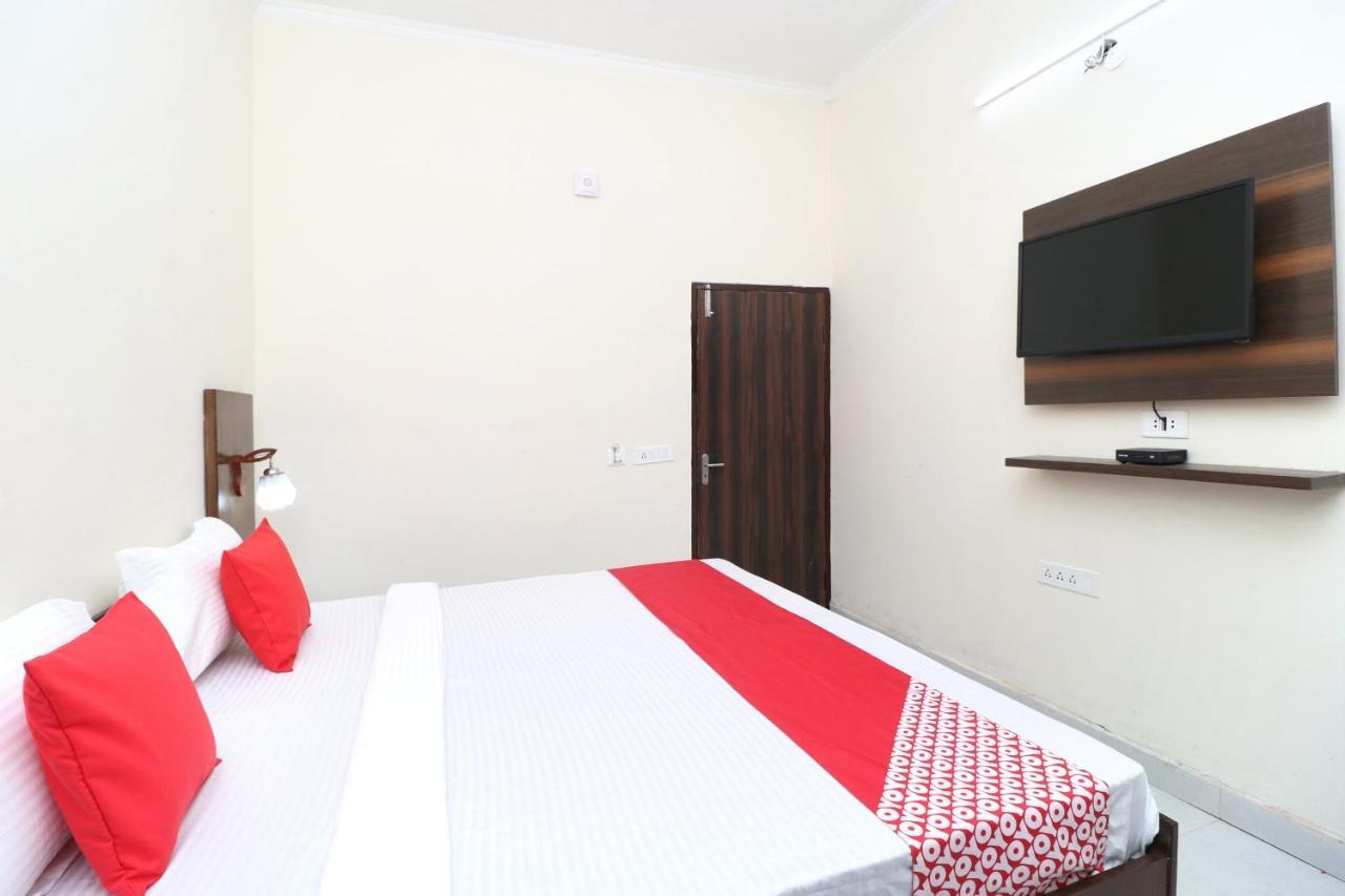 Oyo 24122 Hotel Sharnam Kharar Exterior photo